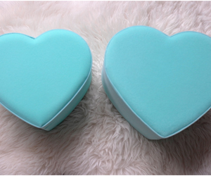 Luxury Velvet Gift Box In Turquoise Heart Shape