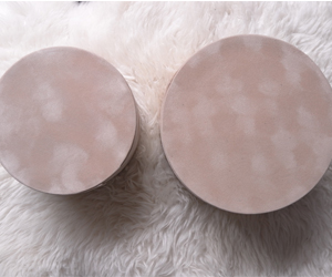 Luxury Velvet Gift Box In Beige Circular Shape