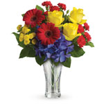 Whether you are giving a vase to celebrate a birthday, a new job or any other occasion, heres the one to send.A bright arrangem