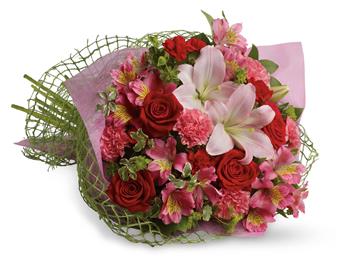 Tell someone you love them with this romantic bouquet which includes roses, lilies, alstroemeria and carnations.