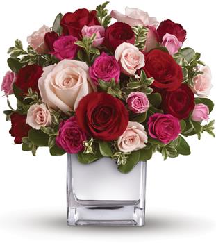 Their heart will break into song when this romantic cube of ravishing roses arrive!